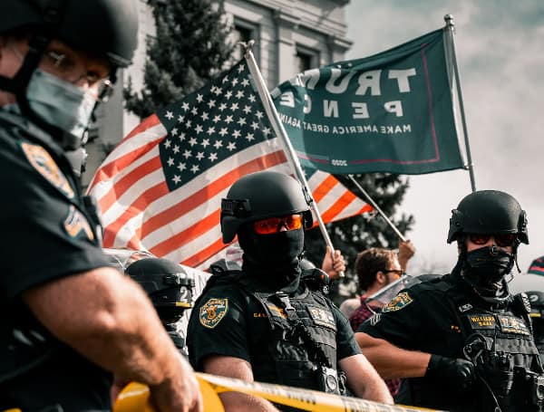 FBI Bombshell: 274 agents sent to Capitol for J6, many later complained they were political ‘pawns’